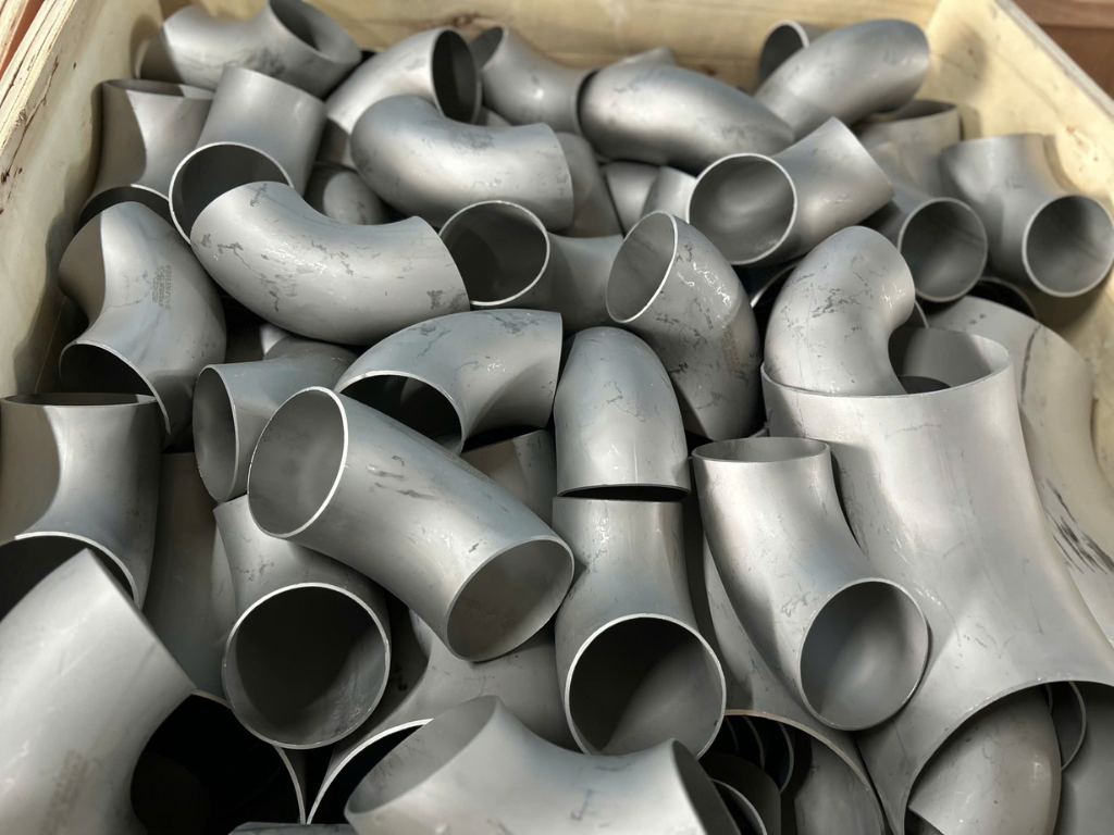 Cút inox đa dạng kích thước