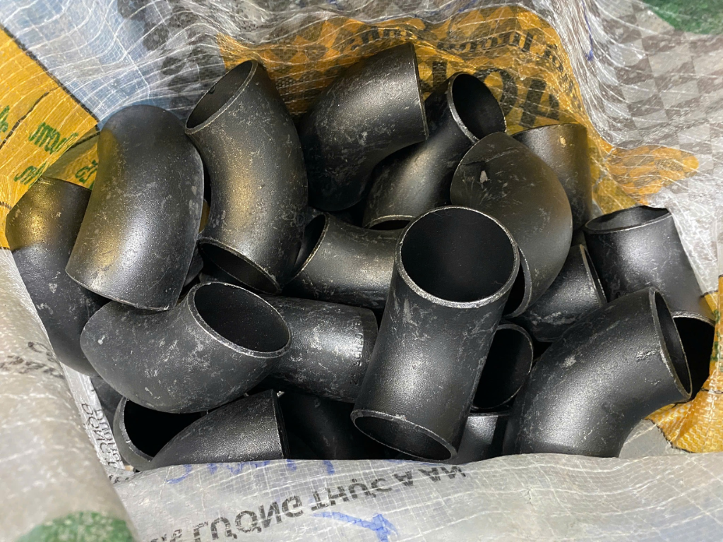 Cút thép nhiều số lượng lớn