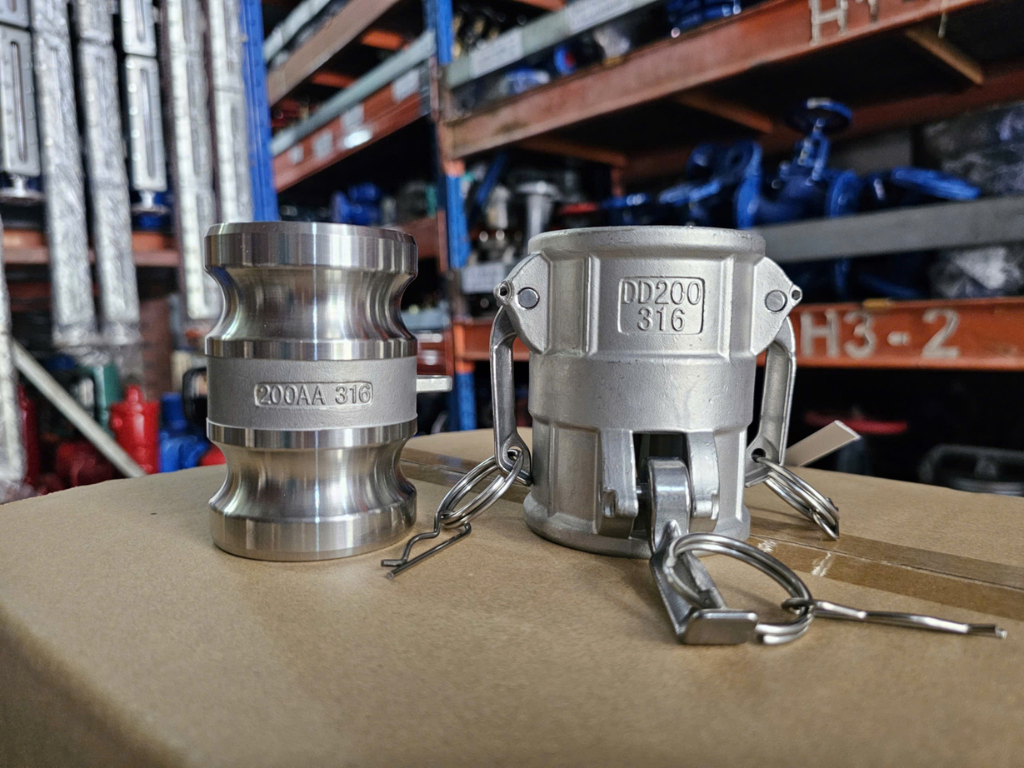 Khớp nối nhanh inox ảnh chụp tại kho
