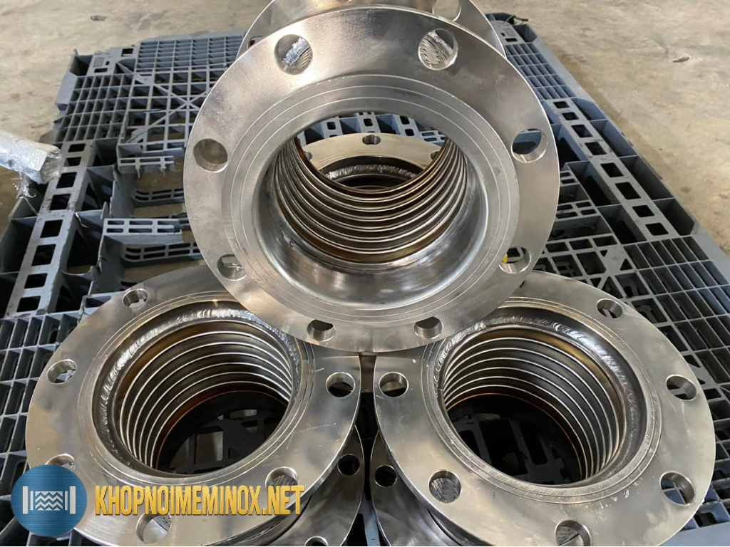 Khớp nối mềm inox mặt bích PN25